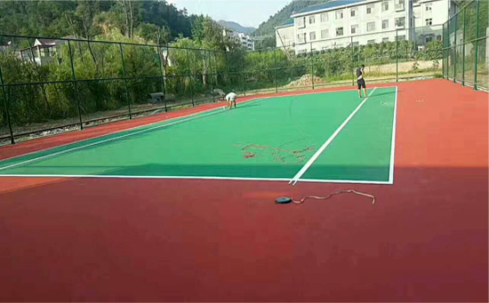 塑膠球場(chǎng)施工找奧健體育